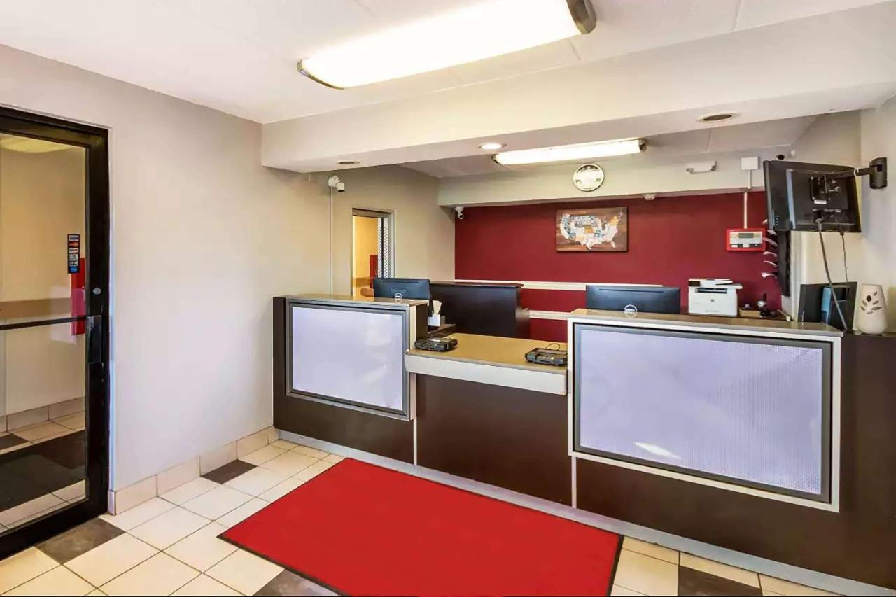 Super 8 By Wyndham Charleston Wv 호텔 외부 사진