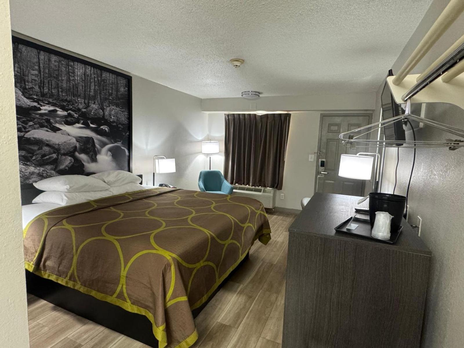 Super 8 By Wyndham Charleston Wv 호텔 외부 사진